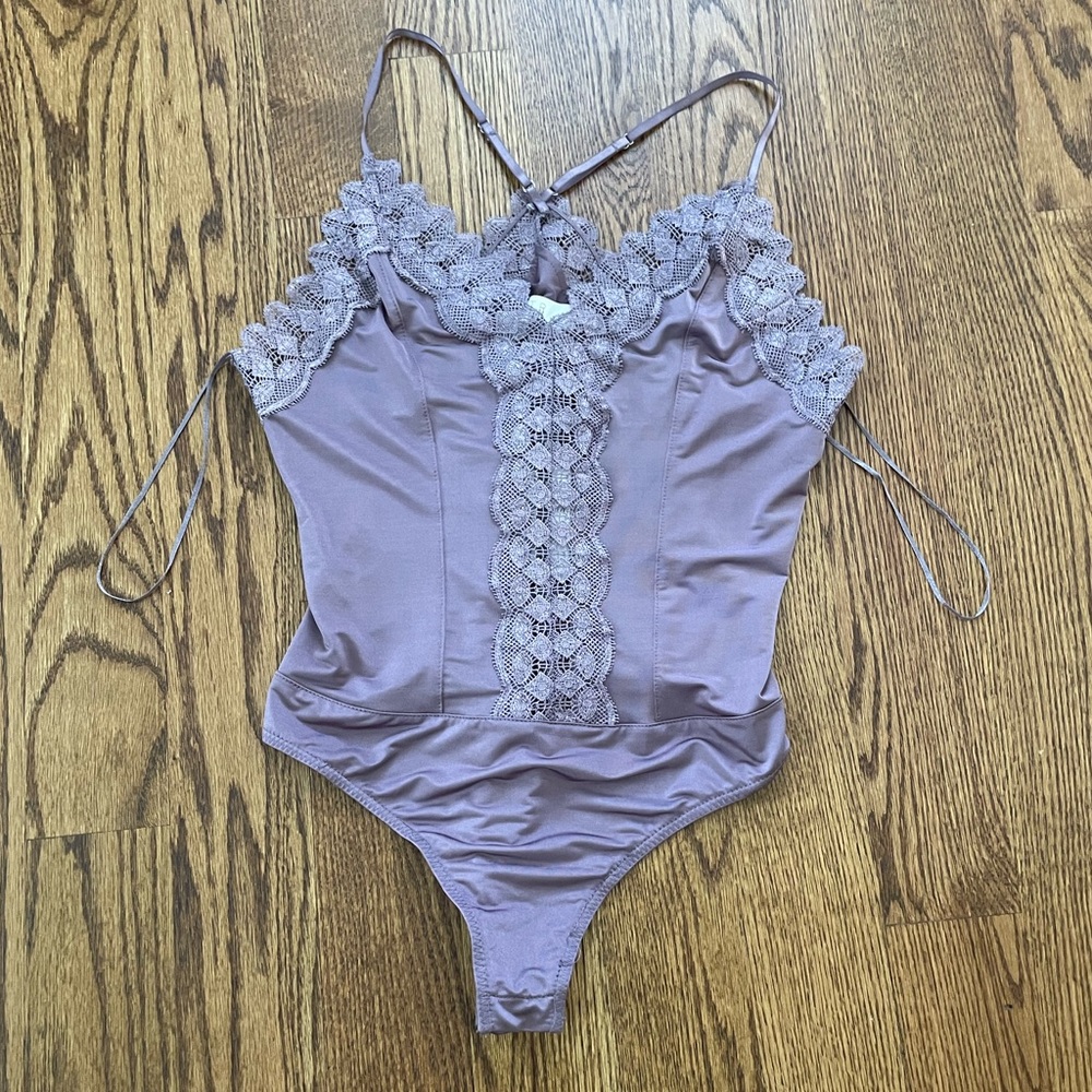 NWT Nordstrom ASTR the Label Lavender Lingerie Bodysuit, Medium